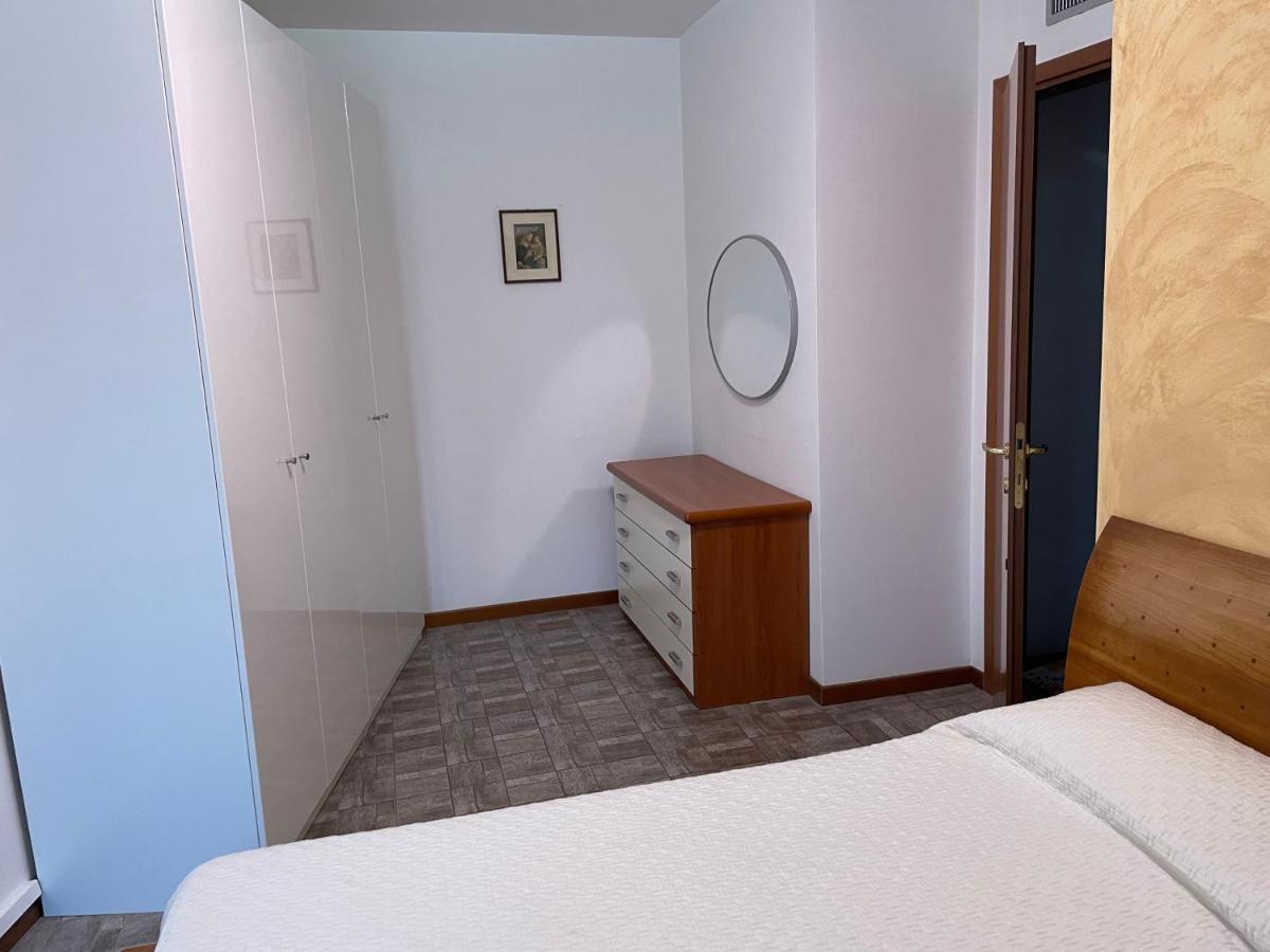 Intero Appartamento Parma - Con Sky Wi-Fi E Tv - Zona Fiera Roncopascolo Eksteriør billede